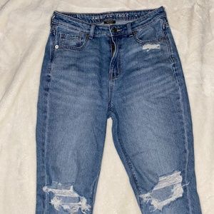 American Eagle Mom Jean